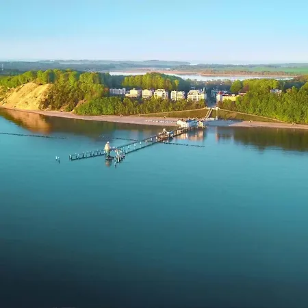 アパート First Lands End ゼリン