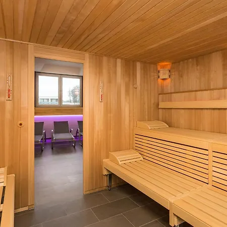 アパート First Lands End ゼリン